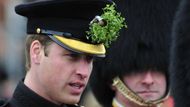 Velmi decentní snímky přicházejí z oslav ve Velké Británii, kde je pozornost médií tradičně upřená na královský pár.