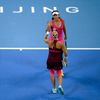 Andrea Hlaváčková a Pcheng Šuaj na turnaji v Pekingu