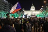Demonstrace začala minutou ticha za oběti úterní tragédie ve Fakultní nemocnici Ostrava.
