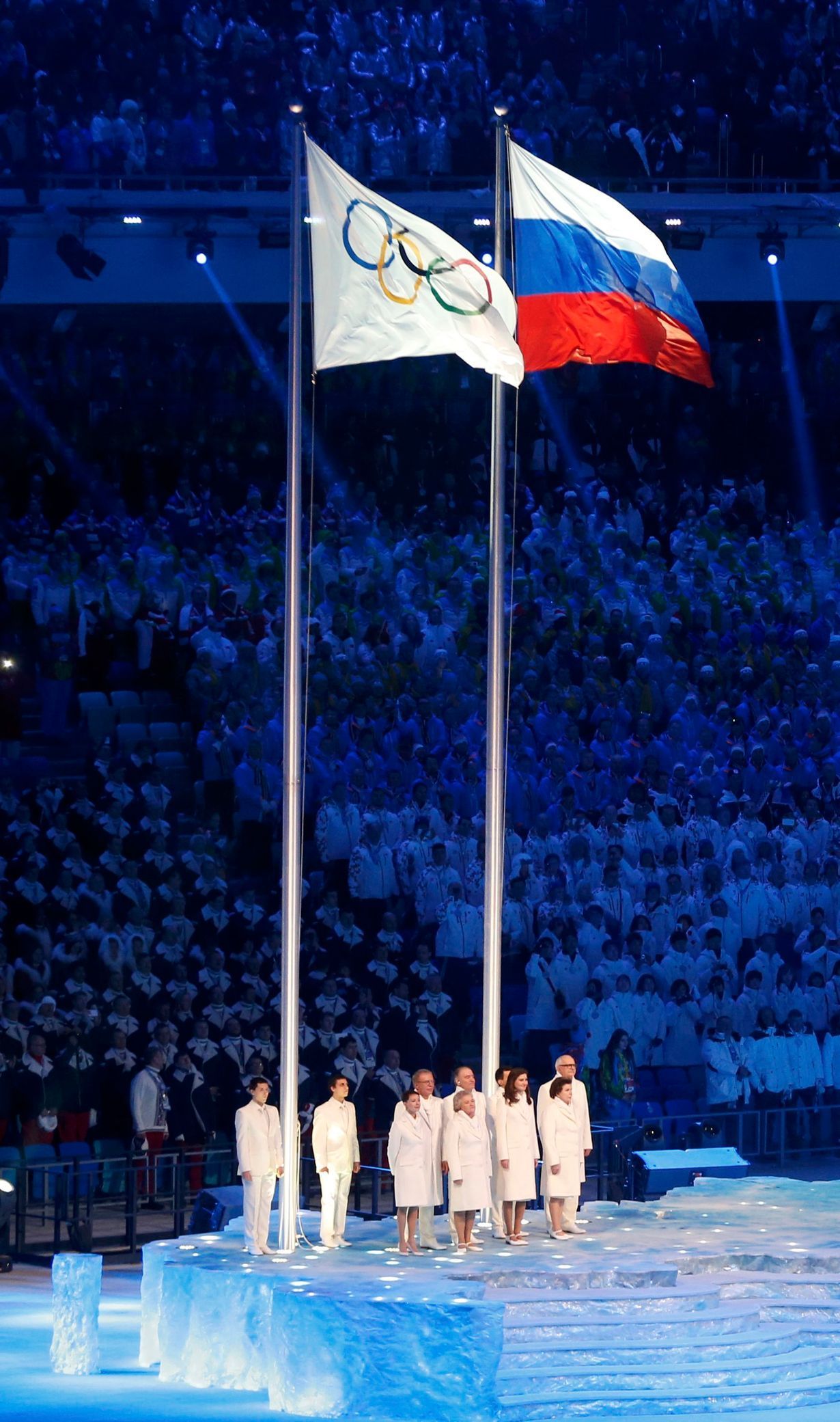 Soči 2014, zahájení: ruská a olympijská vlajka