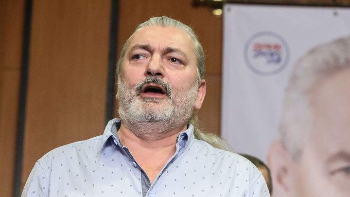 Jak dopadli slavní ve volbách: zpěvák Hůlka, žokej Váňa, lékař Pirk či "pošťák Ondra"; Zdroj foto: Jakub Plíhal
