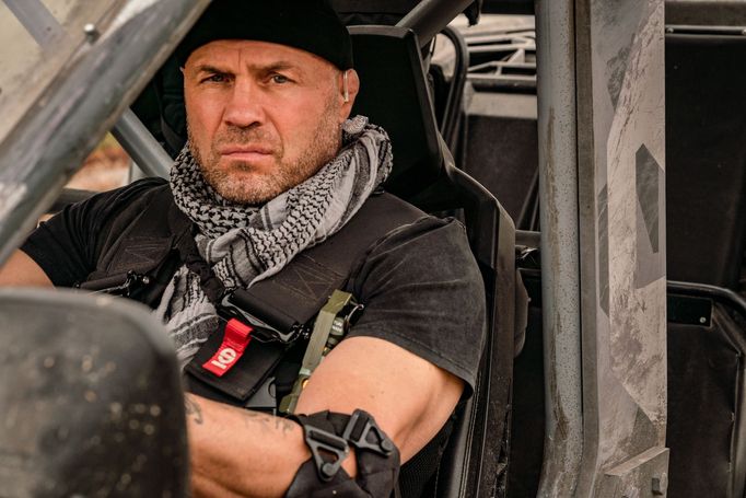 Randy Couture jako Toll Road.