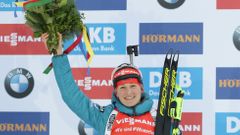 Veronika Vítková na stupních vítězů v Ruhpoldingu