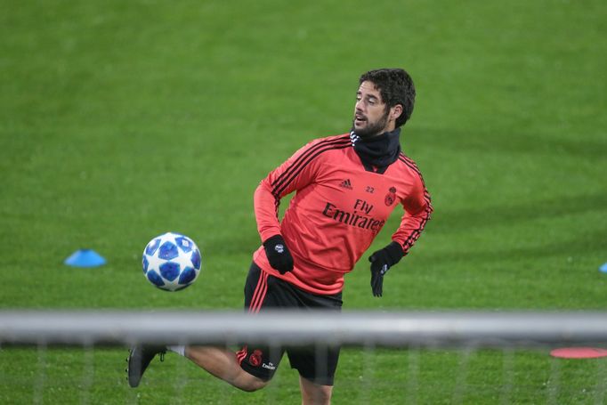 Real Madrid v Plzni před utkáním Ligy mistrů, Isco