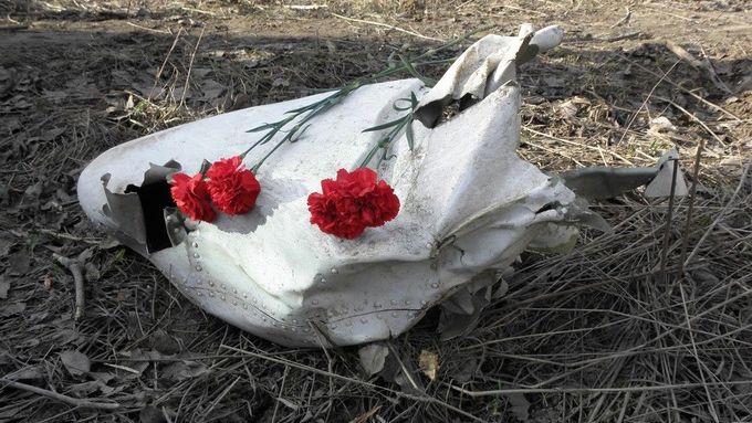 Den po havárii polského vládního letadla u Smolensku před čtyřmi roky.