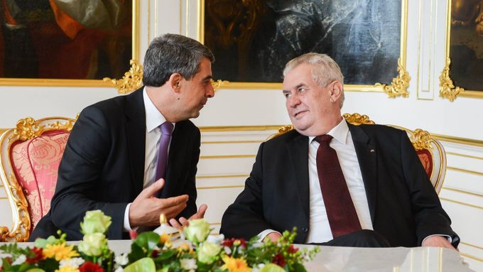 Prezident Miloš Zeman jedná na Hradě se svým bulharským protějškem Rosenem Plevnelievem.