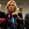 Iveta Radičová mluví s novináři po pádu své vlády