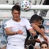 Penaltový faul na Patrika Schicka v zápase Chorvatsko - Česko na ME 2020