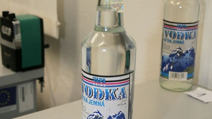 Etiketa Vodky jemné od Vapa Drink, další láhev, v níž byl objeven metanol