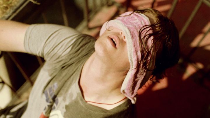 „Příliš velké horko, až 25 °C.“ Lidé vědí, že si na vedra umějí zvykat, tady je důkaz; Zdroj foto: film Brutální vedro