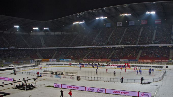 Winter Classic v Klagenfurtu si nenechale ujít bezmála třicet tisíc fanoušků.