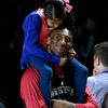 All Star Game NBA - dovednostní soutěž (Kobe Bryant s dcerou Natalií)