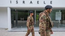 Stoupenci Palestinců chtěli zavřít izraelský pavilon. Udělali to sami Izraelci