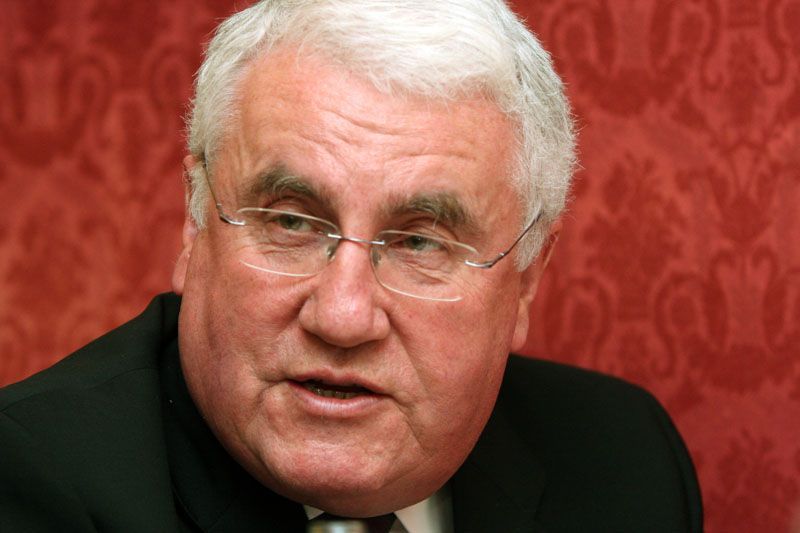 Dick Roche. Irský ministr pro Evropu