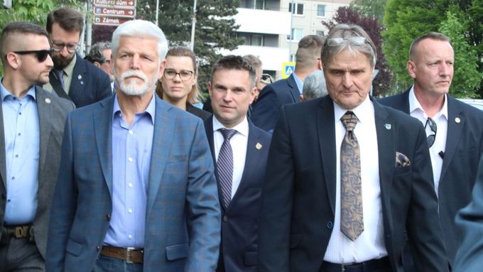 Prezident Petr Pavel reaguje na dotaz, jestli má vliv něco změnit, co se snaží měnit, a také odpovídá na dotaz k ministrovi Zbyňku Stanjurovi.