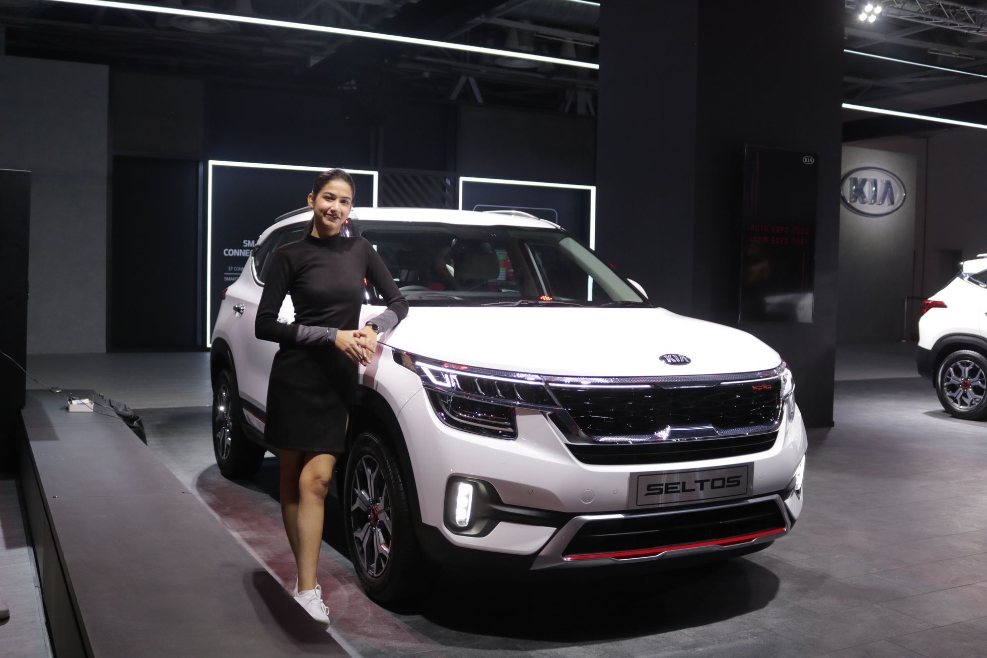 modelky autosalon Nové Dillí 2020