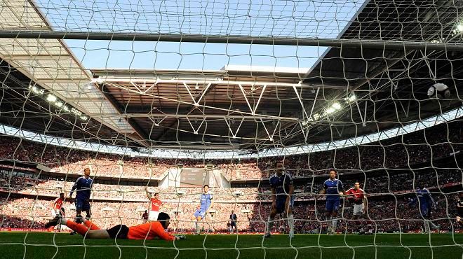 Chelsea - Arsenal: Čech