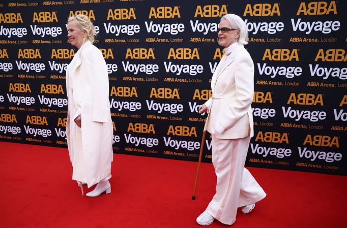 Agnetha Fältskogová a Anni-Frid Lyngstadová na premiéře koncertní show ABBA Voyage v květnu 2022.