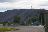 Železná ruda se těží přímo ve městě Gällivare, nejvíce ho však LKAB získává v největších povrchových rudných dolech v Evropě ve městě Kiruna.
