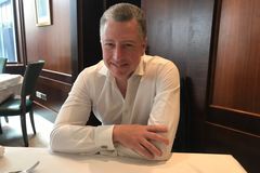 Proč Trump zrušil oběd s Putinem? Americký diplomat prozrazuje tajemství z Aljašky