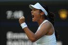 Modla Emma utržená ze řetězu. Od druhého míče řvala na celý kurt, líčila Vondroušová