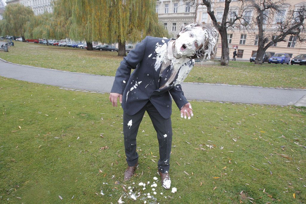 Happening proti bezohlednosti koperací