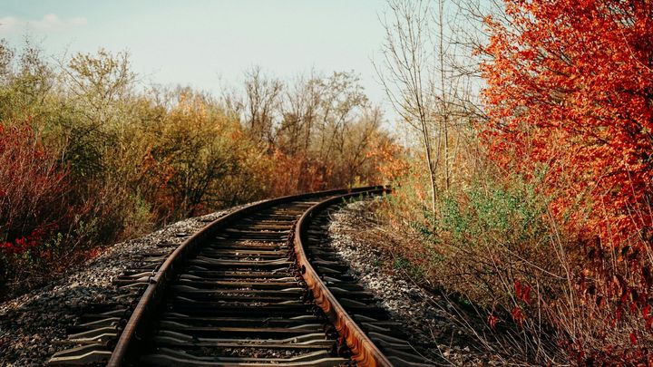Vlak Českých drah vykolejil v Německu. Zřejmě projel návěstidlo; Zdroj foto: Pexels
