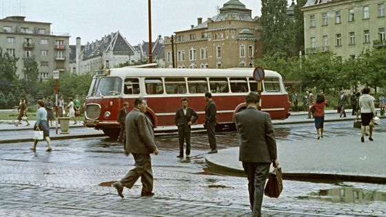 Škoda 706 RTO v Bratislavě na snímku z roku 1960.