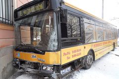 Budějovické drama: Autobus jel do lidí, zasáhl hrdina