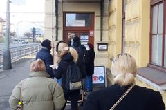 Nezaměstnanost v Česku vzrostla na 3,5 procenta. Uchazečů o práci na úřadech přibylo