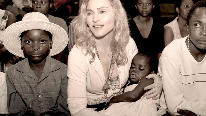 Madonna s holčičkou Chifungo James, kterou by si ráda adoptovala
