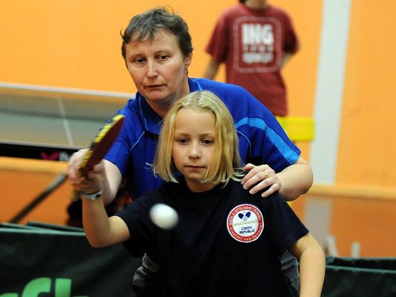 Marie Hrachová na snímku při tréninku dětí v roce 2010.