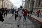 V Guatemale demonstrovaly tisíce lidí proti rozpočtu. Policie zasáhla slzným plynem