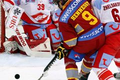 Hašek i Štěpánek vychytali v KHL svým týmům vítězství