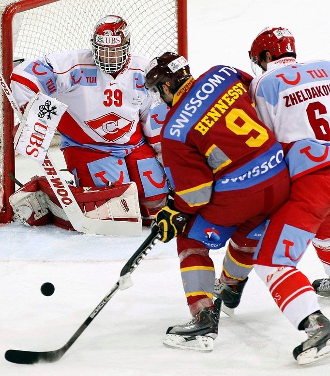 Spengler Cup: Dominik Hašek, Josh Hennessy a Grigorij Želdakov