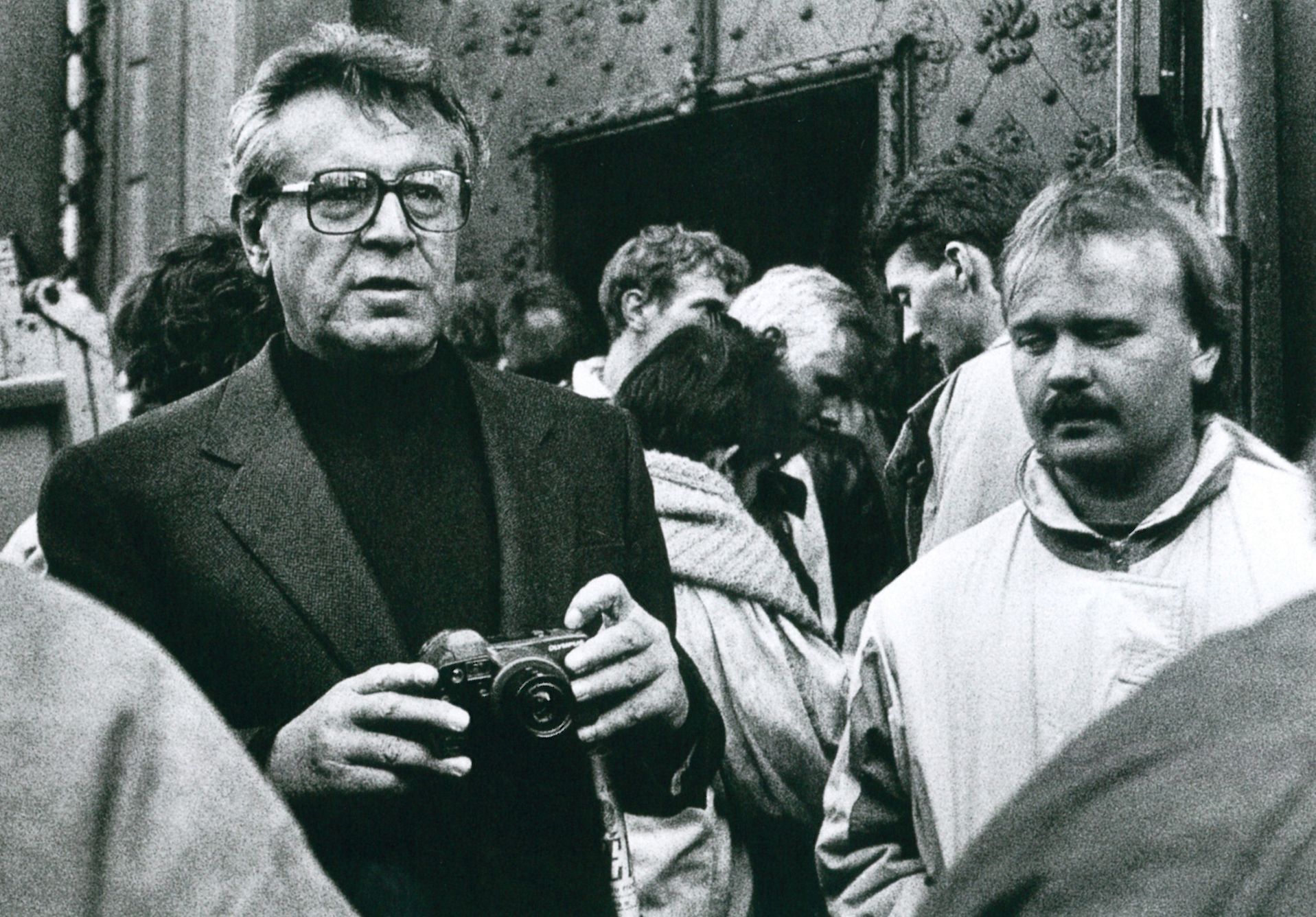 Jednorázové užití / Kniha / Osudové chvíle Československa / Velvyslanectví SR / Praha / 1989