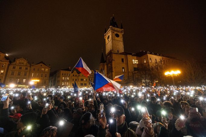 Předvolební mítink Petra Pavla v Praze na Staroměstském náměstí.