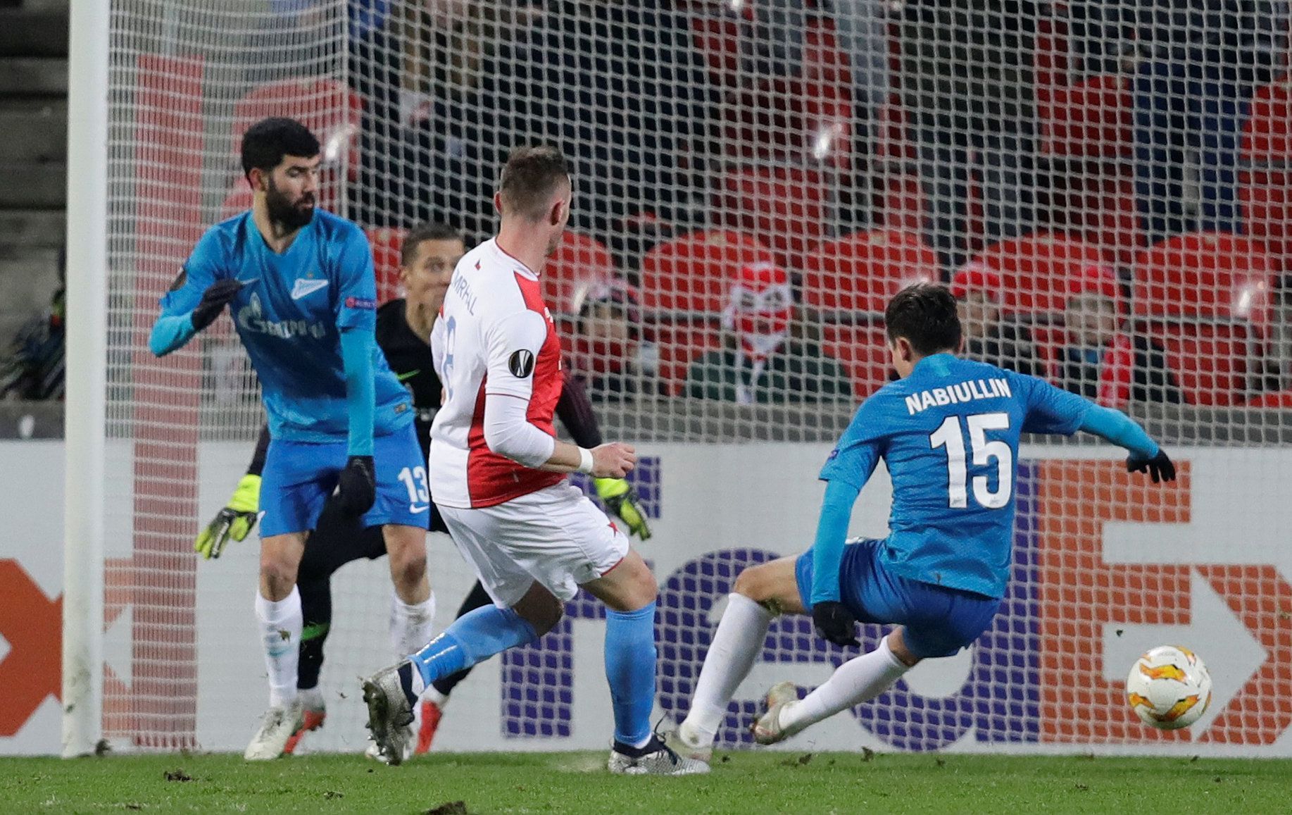 fotbal, Evropská liga 2018/2019, Slavia Praha - Zenit Petrohrad, Jaromír Zmrhal dává gól na 1:0