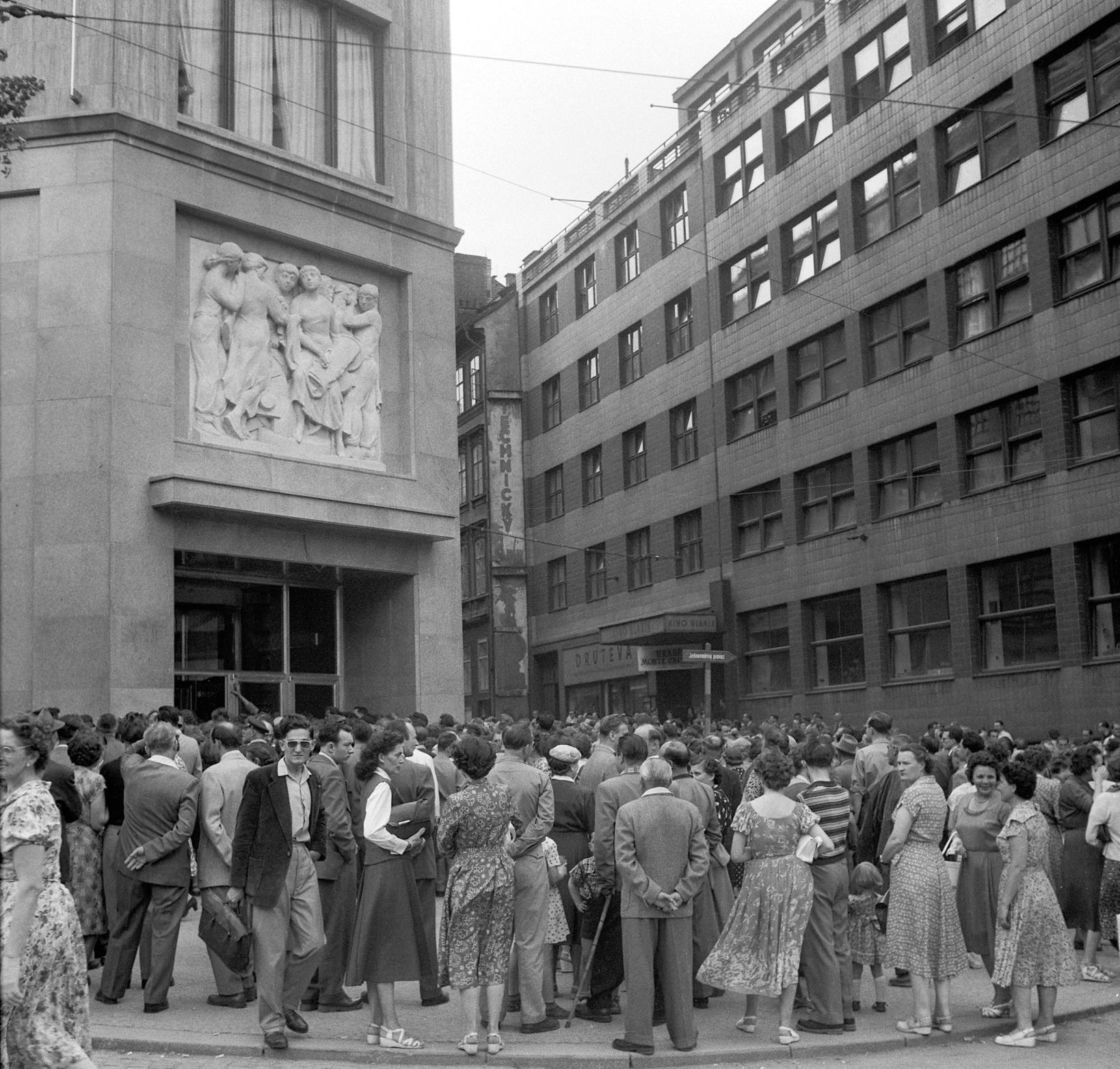 dům módy, václavské náměstí, 1956