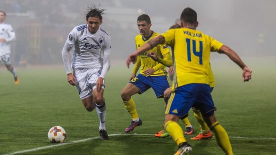 Zlínští fotbalisté získali proti dánskému mistrovi cenný bod a udrželi se reálně ve hře o postup ze skupiny Evropské ligy.