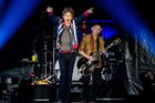 Slaví 60 let na scéně. Rolling Stones jedou do Evropy s novým bubeníkem