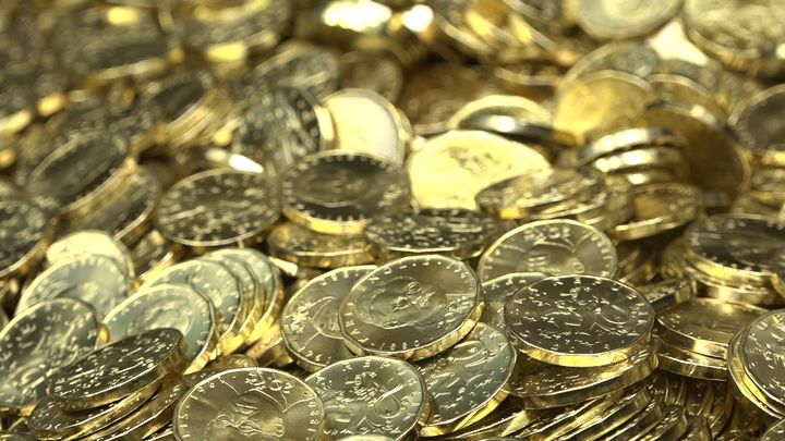 Vláda schválila návrh rozpočtu se schodkem 40 miliard. Penze mají růst o 900 korun