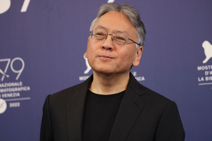 Jedním z členů poroty je nositel Nobelovy ceny za literaturu Kazuo Ishiguro.