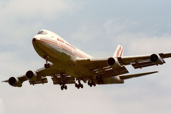 Katastrofa letu 182 společnosti Air India, ke které došlo 23. června 1985 nad Atlantickým oceánem v důsledku výbuchu bomby nastražené kanadskými sikhským teroristy.