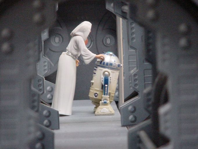 Star Wars Celebration II - diorama Leia with R2