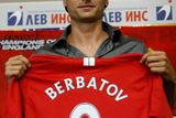 Také Dimitar Berbatov, čerstvá posila Manchesteru United, je terčem zájmu šejků