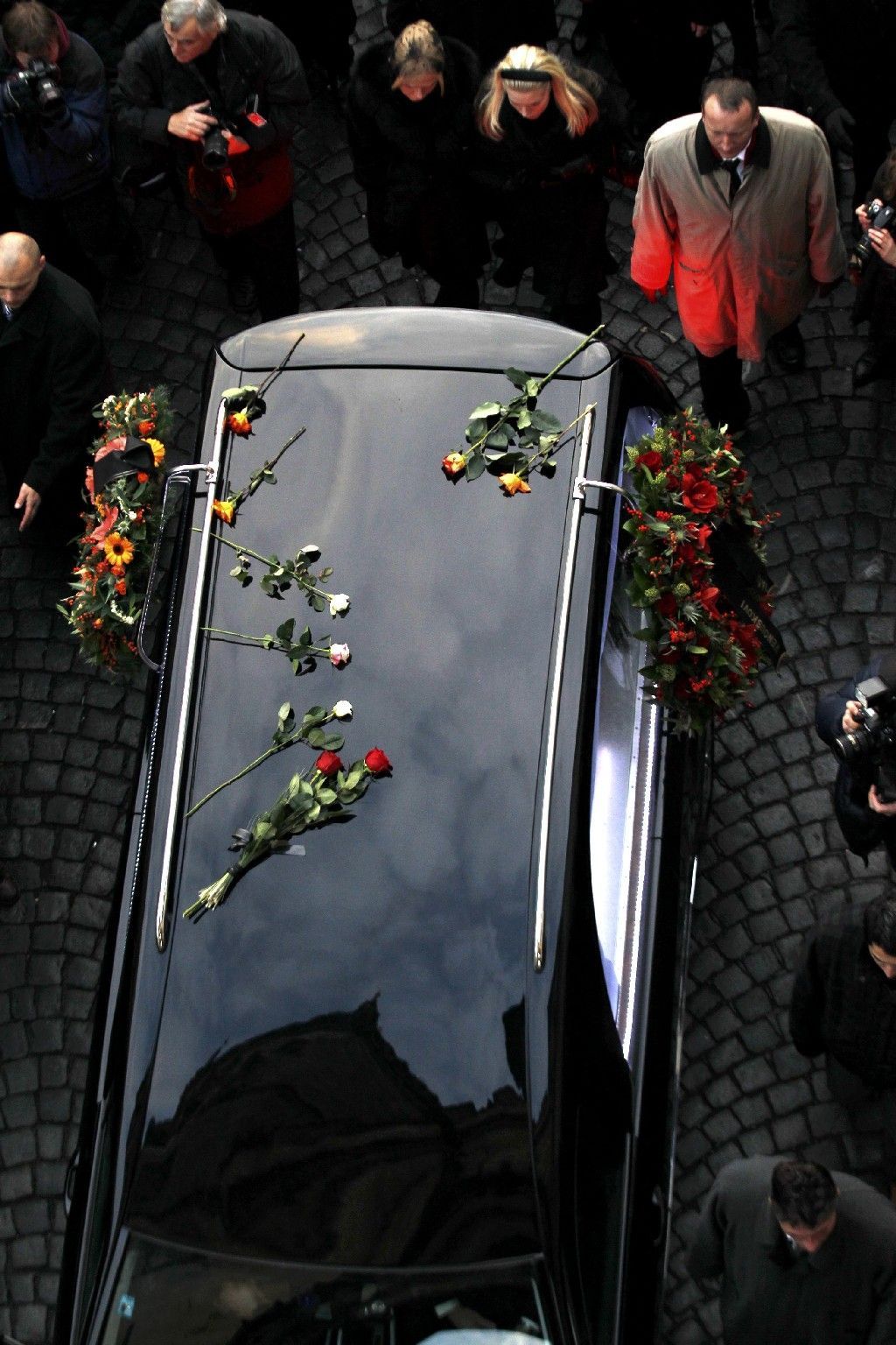 Dagmar Havlová s dcerou Ninou v průvodu