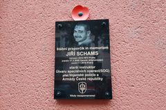 Jiří Schams, zraněn v Afghánistánu, byl mezi vojáky legendou. Odhalili mu desku