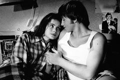 Můj brácha má prima bráchu. Film zbavil sex vášně a nabádal k rodinné zodpovědnosti