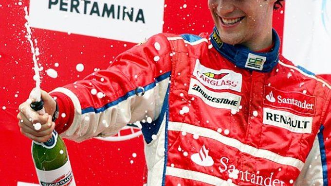 Bruno Senna je v GP2 zvyklý vítězit. Probojuje se do F1 již příští sezonu?